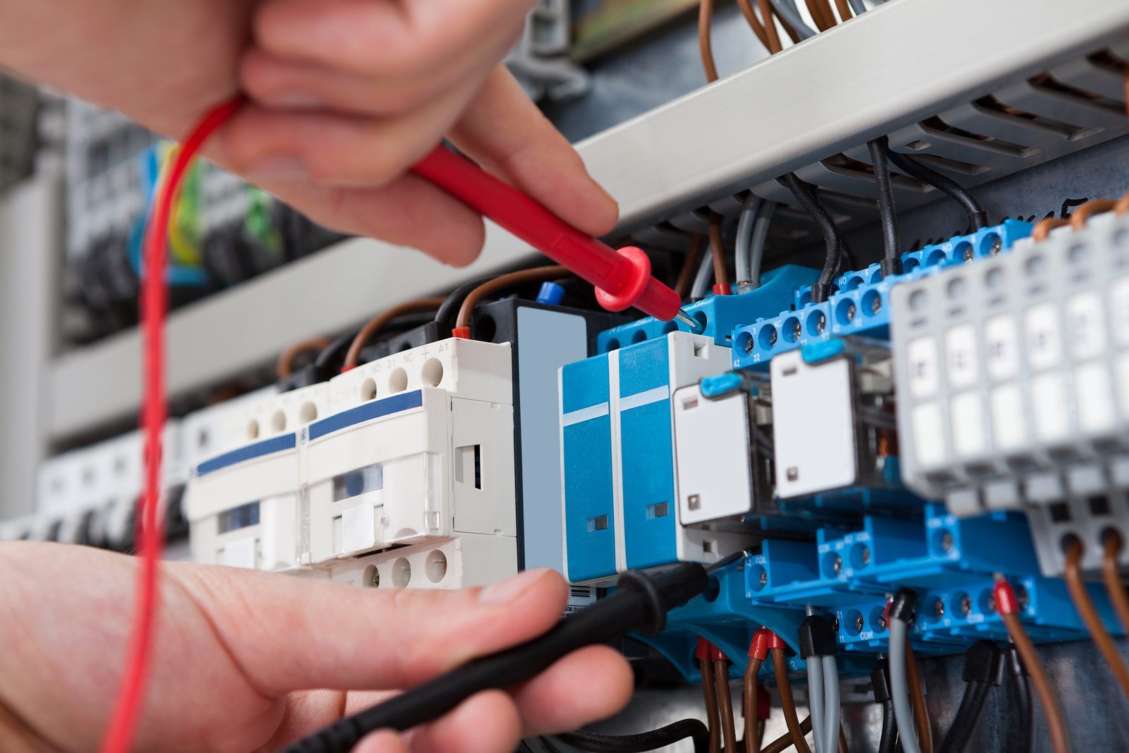 electricians in London 2