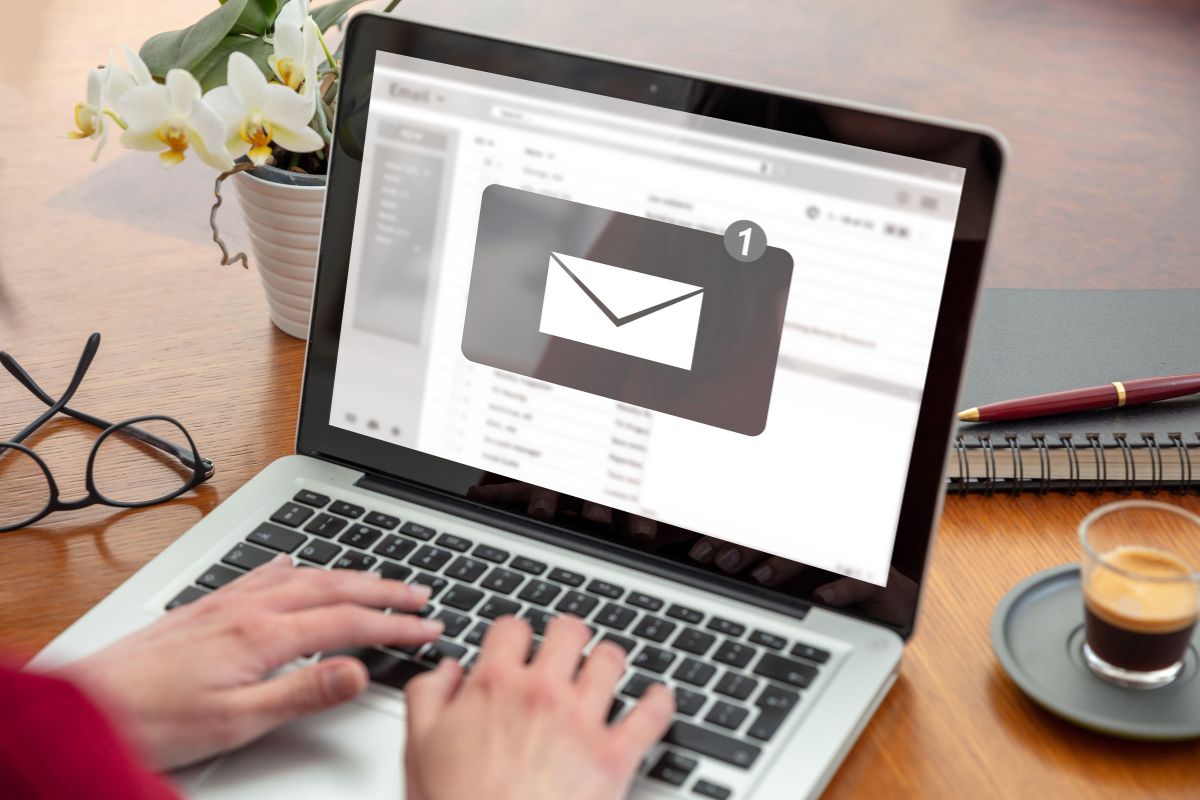 Email Finder